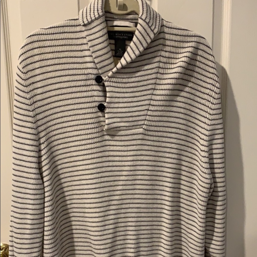 Men’s sweater